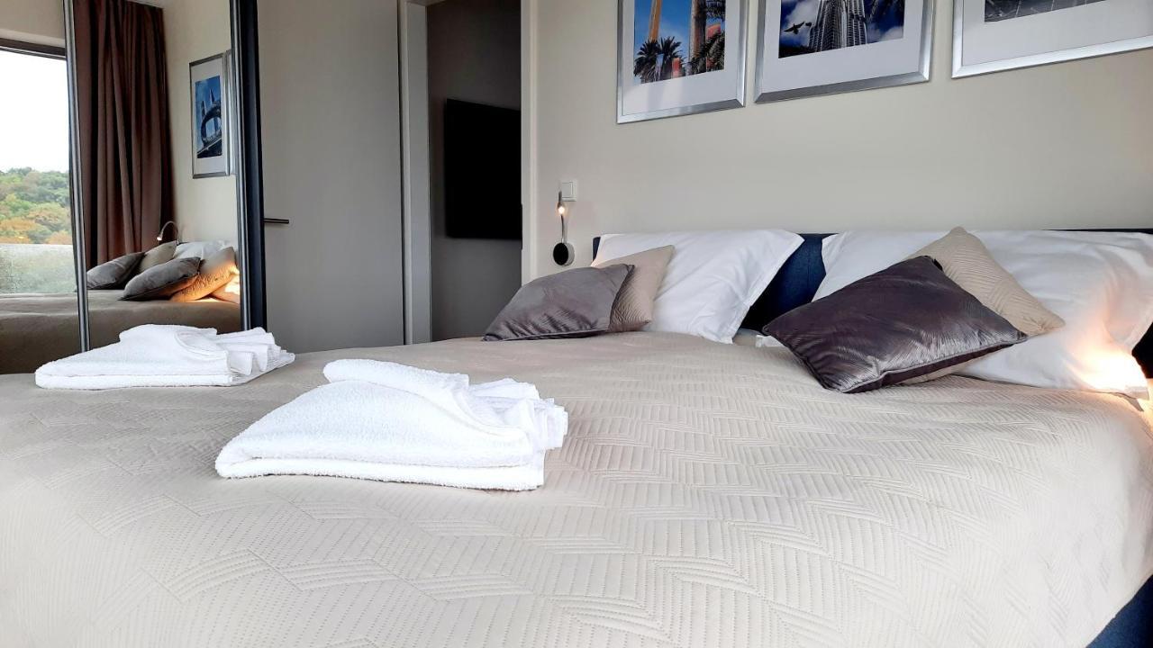 Ferienwohnung mit Komfort in Strandnähe mit Terrasse und Meerblick in 10ter Etage Misdroy Exterior foto